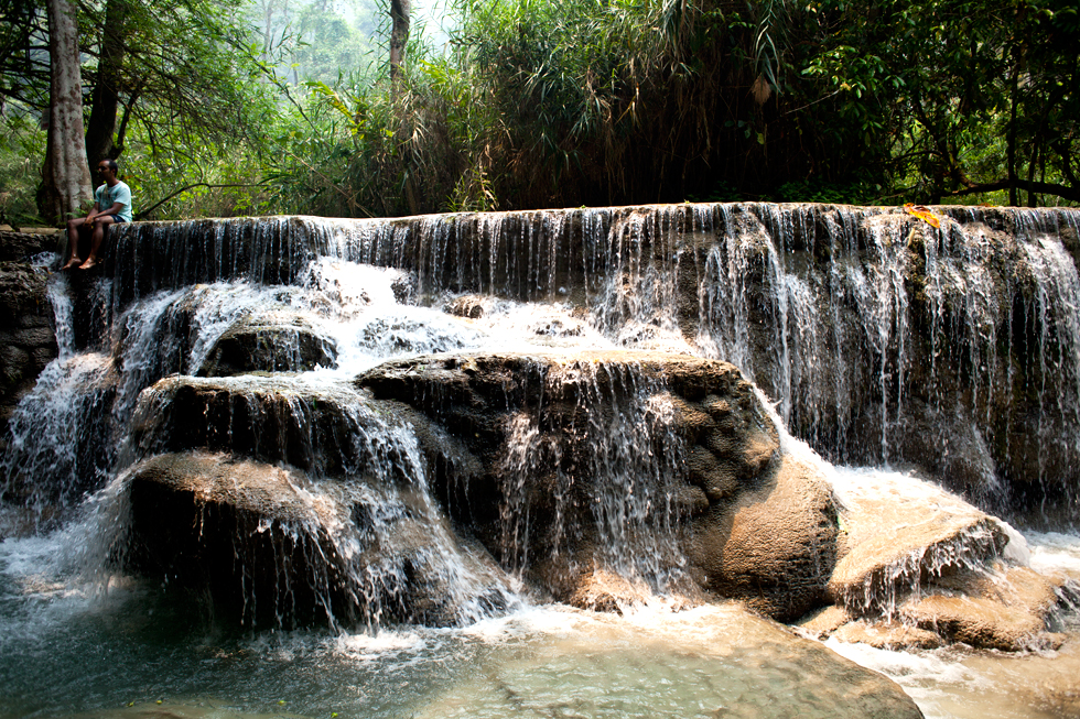 Cascade à Kuang Si au Laos : .